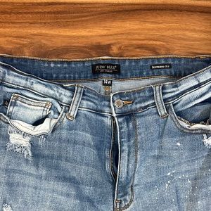 Judy Blue size 14w boyfriend fit jeans